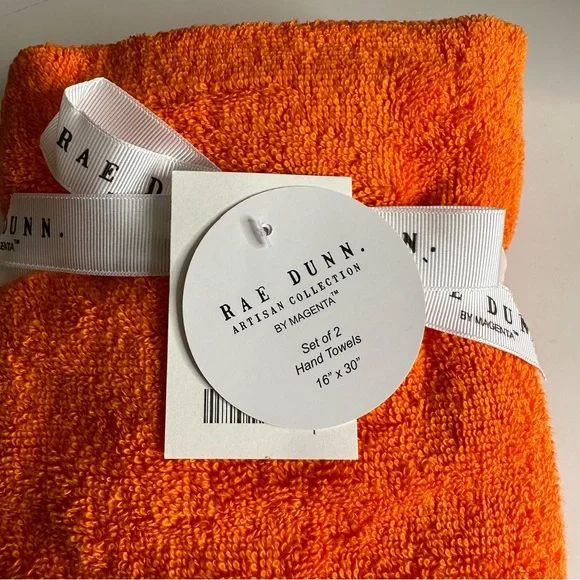 ‼️SOLD‼️ NWT Rae Dunn “Spooky” orange hand towels - Picture 6 of 8